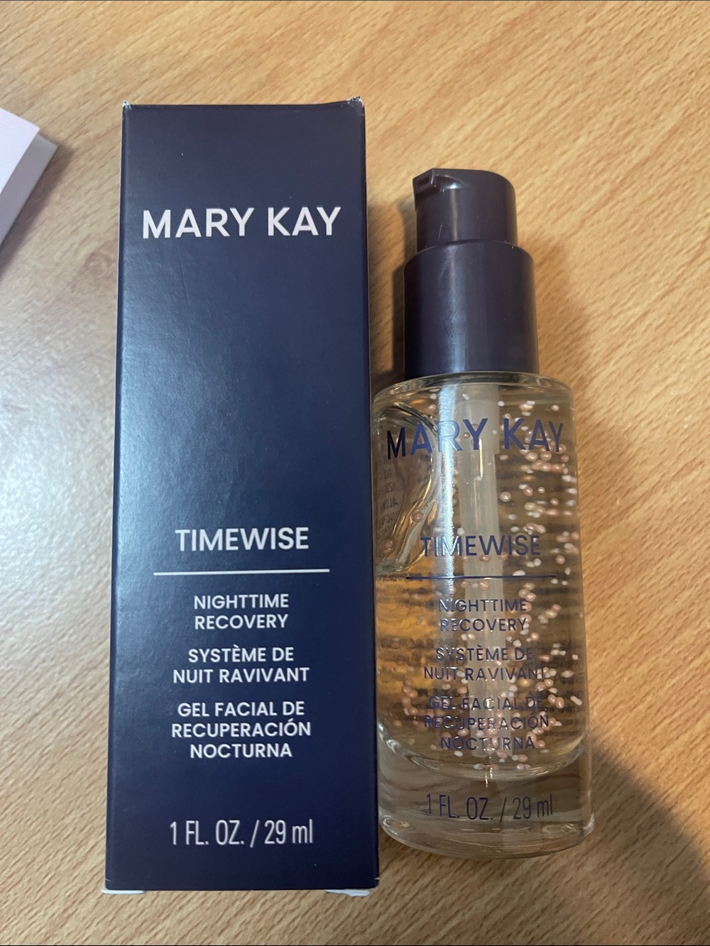 Mary Kay Timewise Nighttime Recovery Gel - Clear & Navy